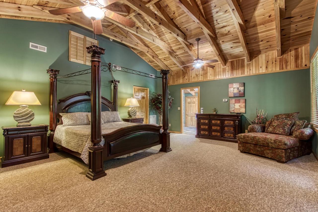 Mountain Lake Lodge, Hot Tub, Theater Room, 1089 Free Tickets Each Paid Day, Dollywood And More Sevierville Eksteriør billede