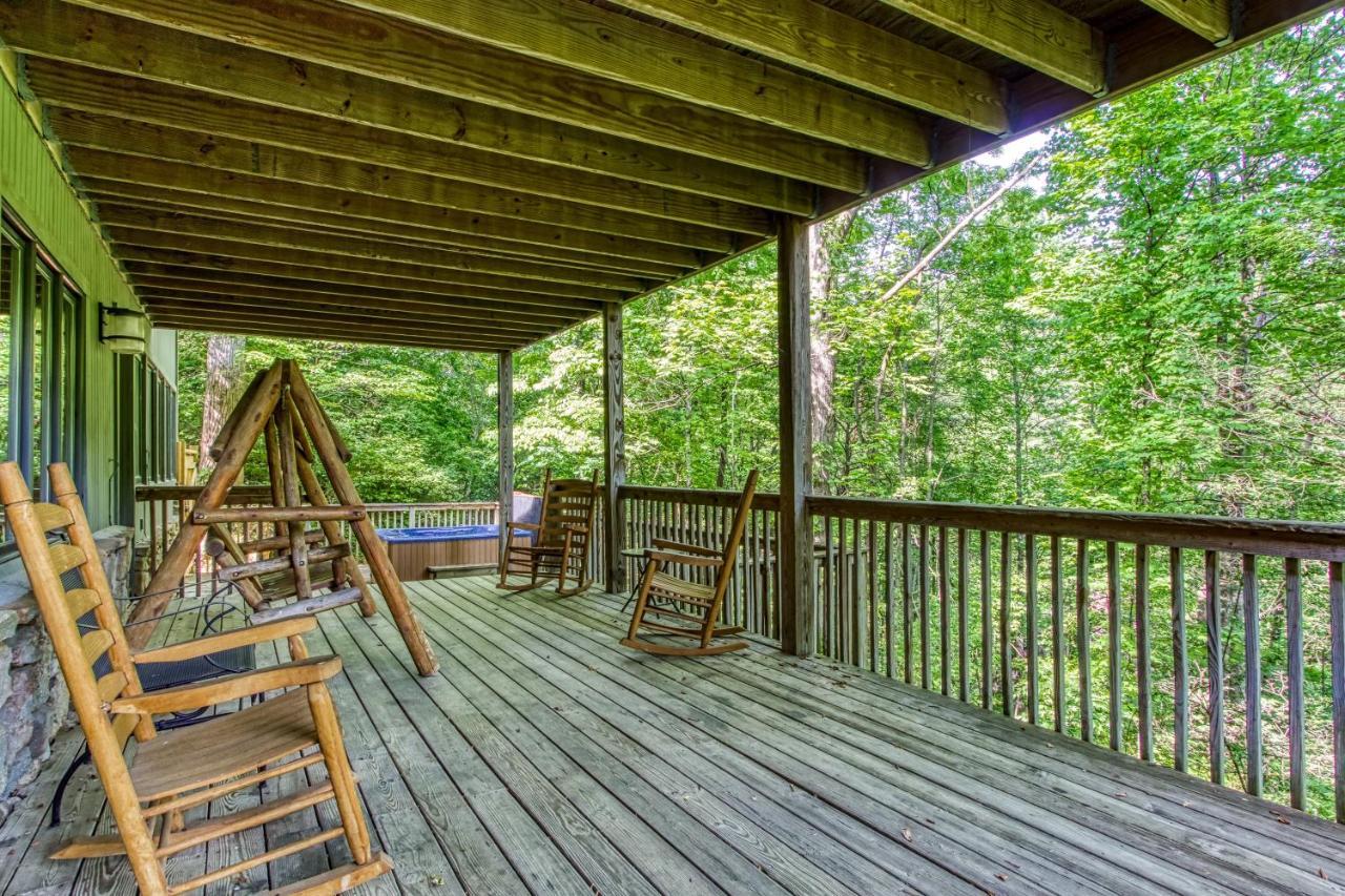 Mountain Lake Lodge, Hot Tub, Theater Room, 1089 Free Tickets Each Paid Day, Dollywood And More Sevierville Eksteriør billede